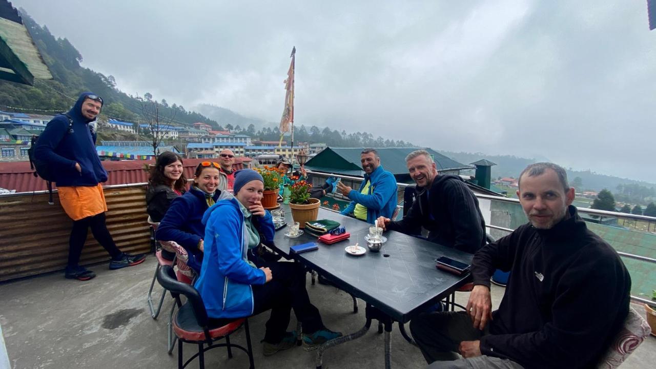 Lama Hotel - Cafe De Himalaya Lukla Exterior foto