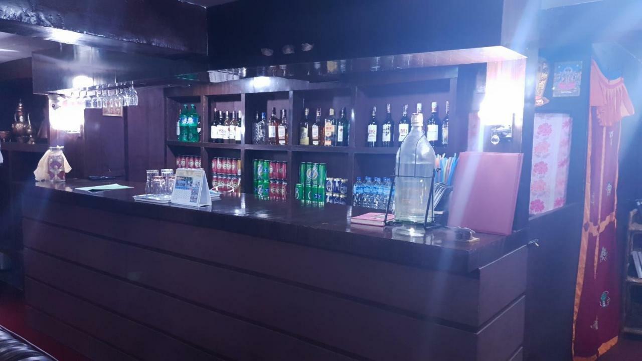 Lama Hotel - Cafe De Himalaya Lukla Exterior foto